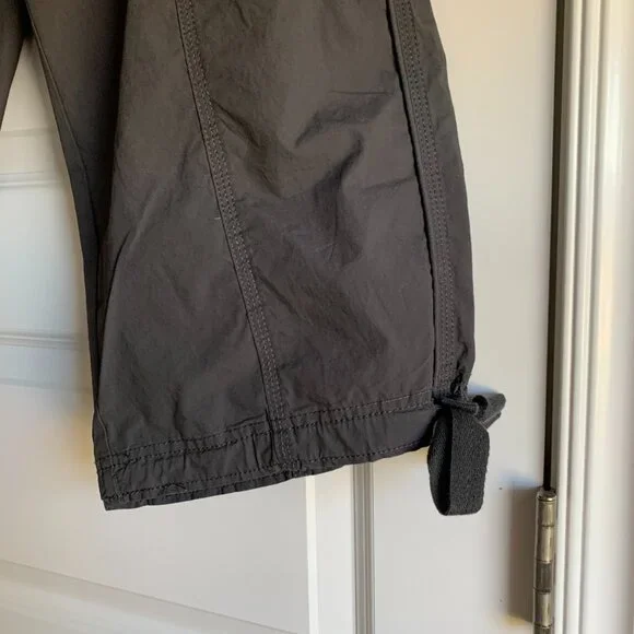NWT Calvin Klein Gray Capris Size 1X - Picture 4 of 4